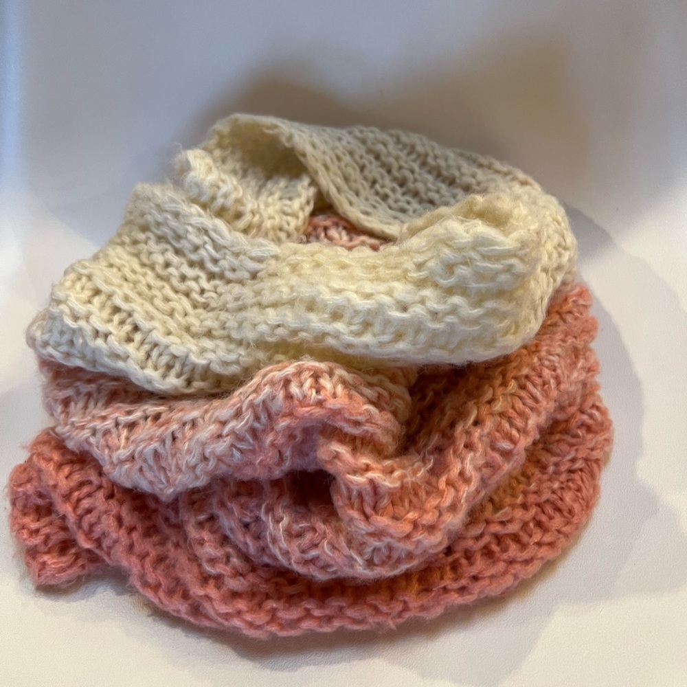 Knit slouchy cowl